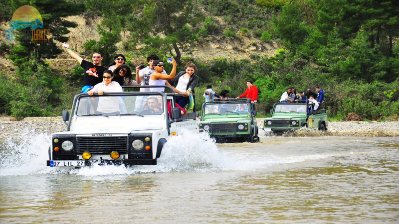 Jeep safari Side Turkey